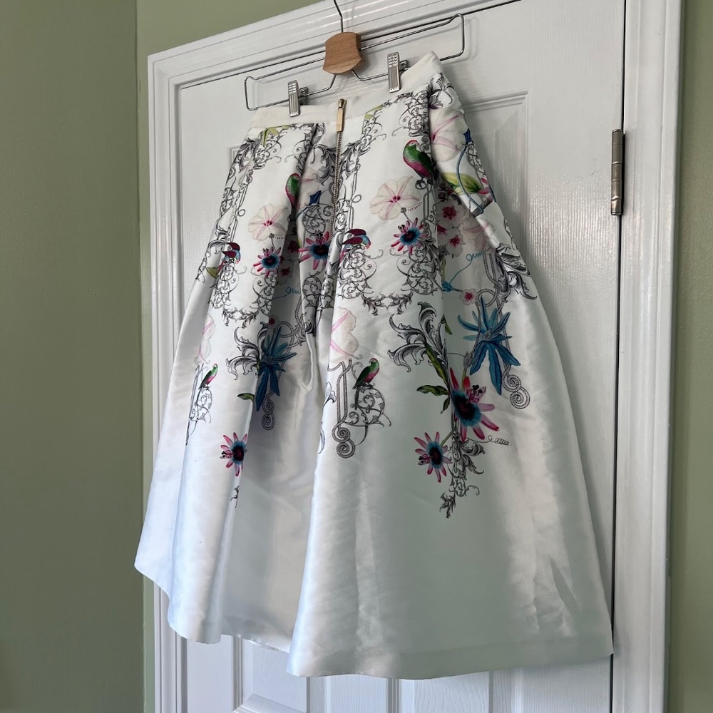 Ted Baker White Floral Petale Passion Flower Full Midi Skirt Size 1 - Picture 8 of 15